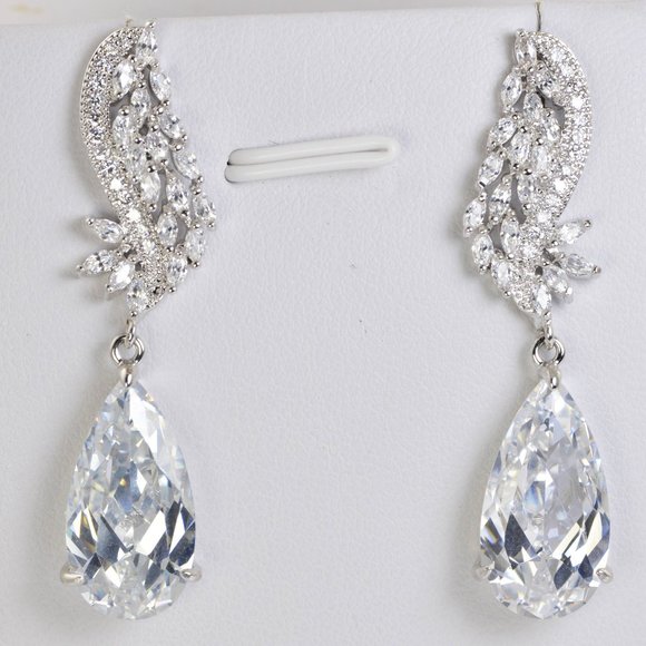 Luxury CZ Trendy Drop Brilliant Drop Crystal Dangle Earrings - Picture 1 of 2